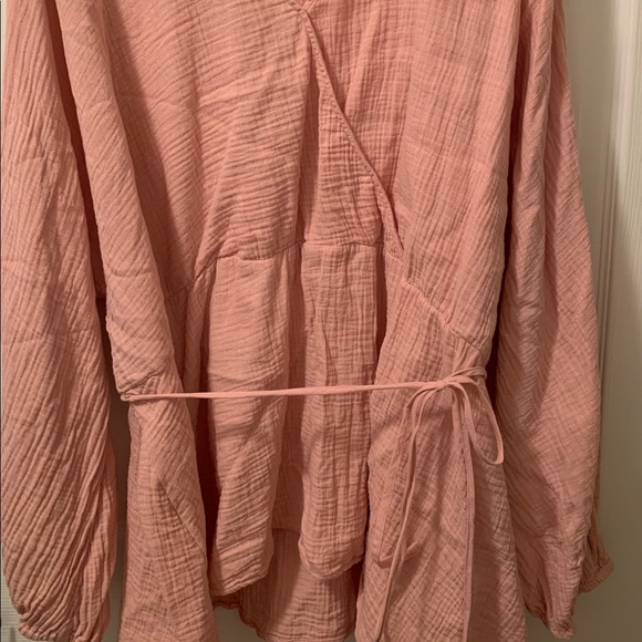 Ava & Viv wrap top - Picture 2 of 3